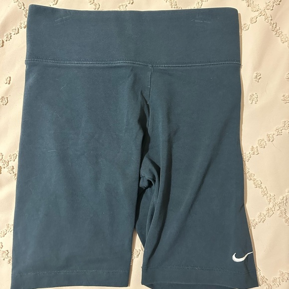 Nike Pants - Women's High waisted Biker Shorts - Nike